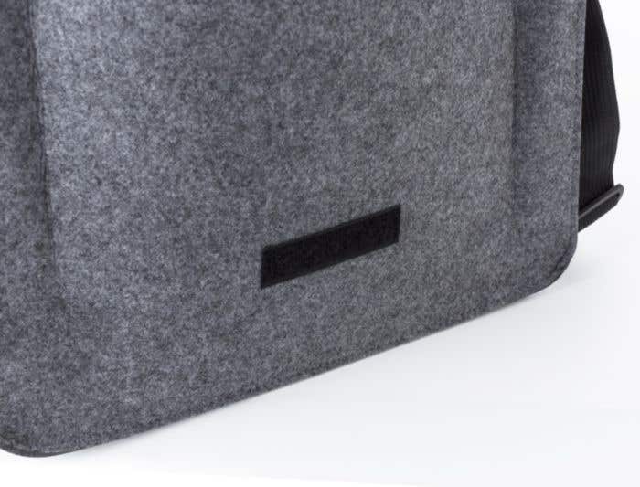 Laptoptas Layla | Gerecycled vilt | 15 inch | Klittenband