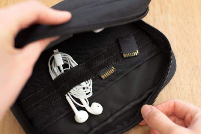Tech-etui Calix | Gerecycled | Meerdere vakken