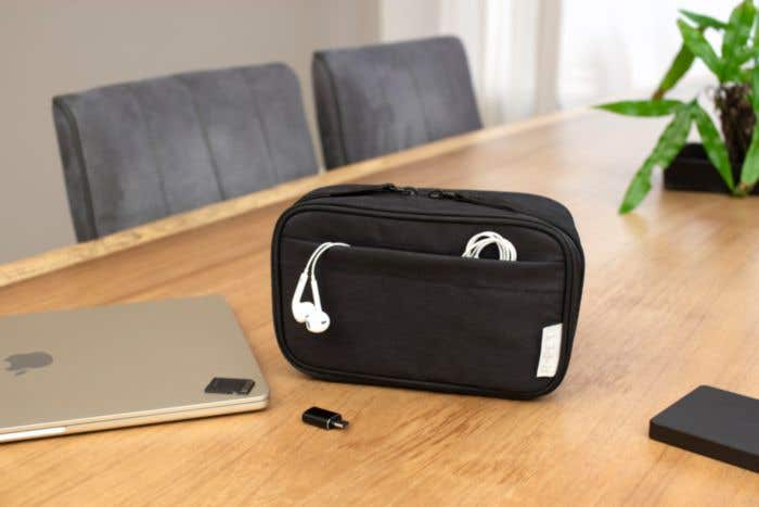 Pochette de voyage en rPET 600D Calix