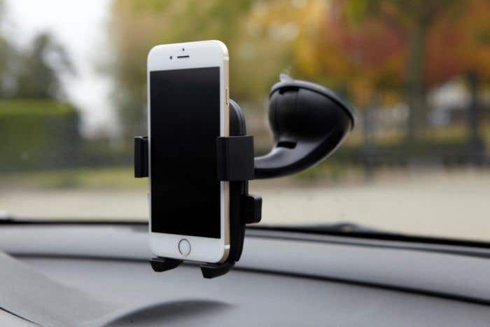 Supporto auto per smartphone in plastica Laurine