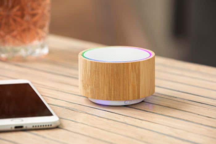 Speaker wireless in bamboo ed ABS Sharon