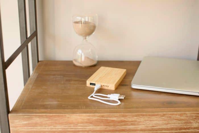 Bamboo power bank Ruby