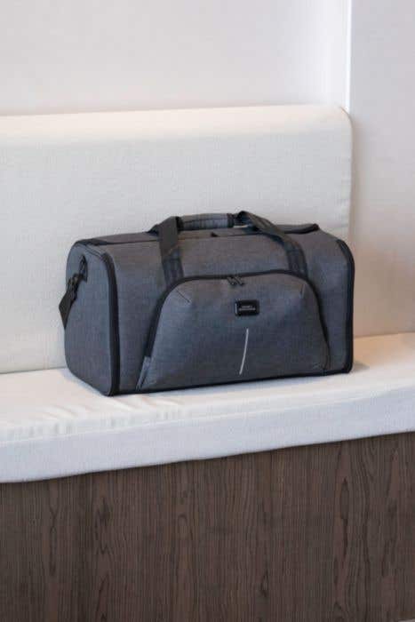 BrandCharger Voyager duffle bag