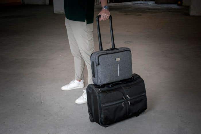 Pasta para portátil de 16-inch BrandCharger Specter Hybrid