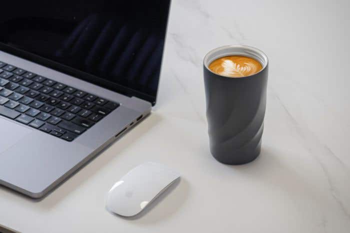 BrandCharger Vortex Calix Ceramica travel mug