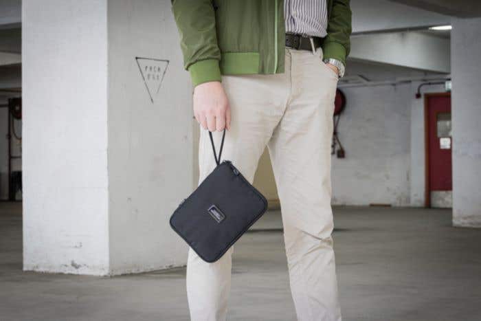 BrandCharger Rover travel wallet