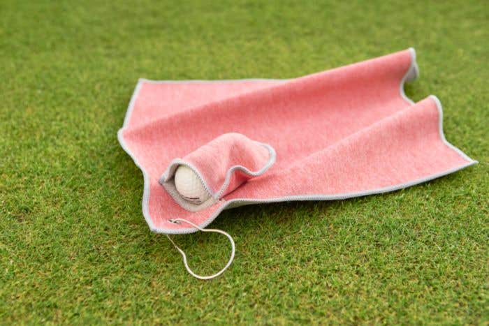 Golfhanddoek Idris | Gerecycled | Met etui