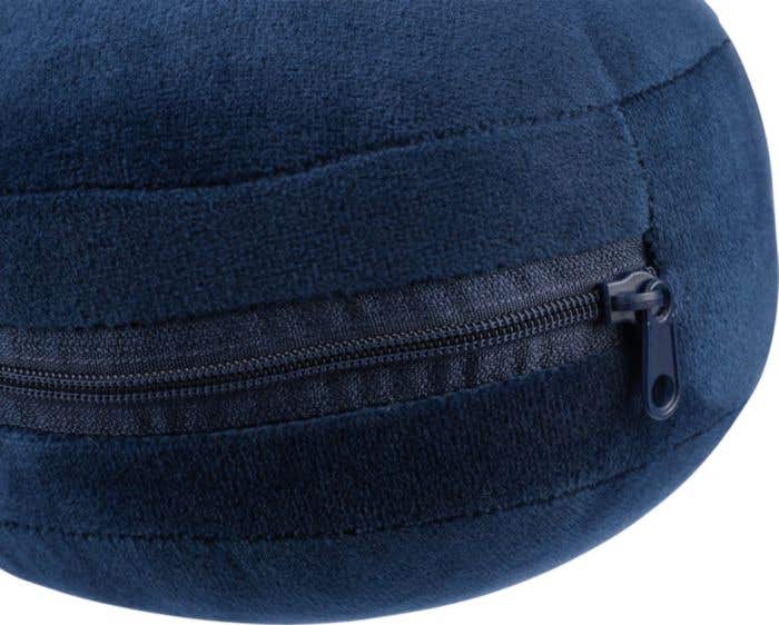 Travel pillow Leontine | 2-in-1 with eye mask