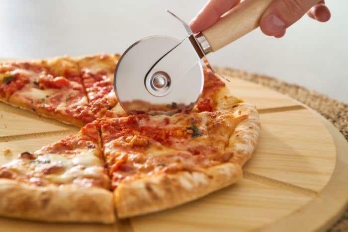 Bamboo pizza board Vale