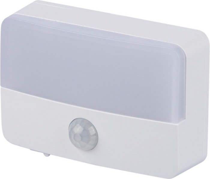 Recycled ABS rechargeable sensor light Ari