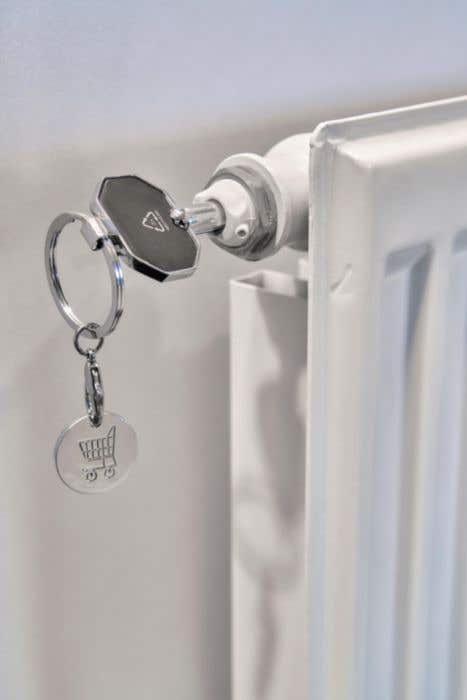 Recyclede zinklegering ontluchting sleutelhanger Mara