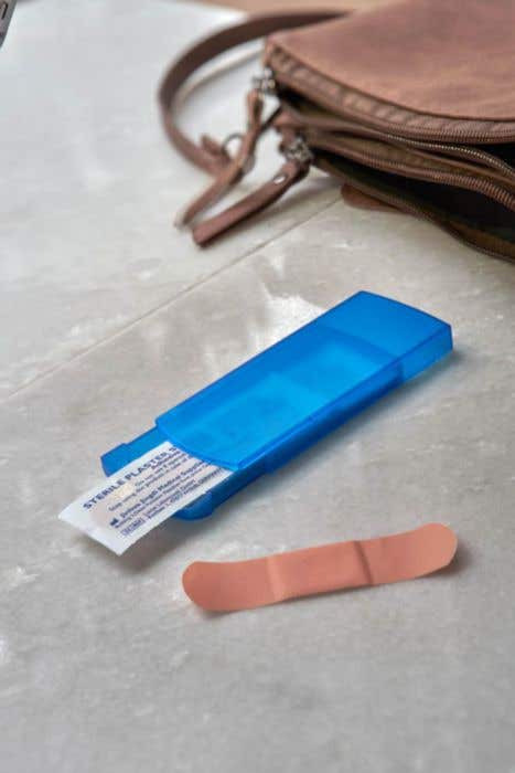 Estuche de plástico con tiritas Pocket