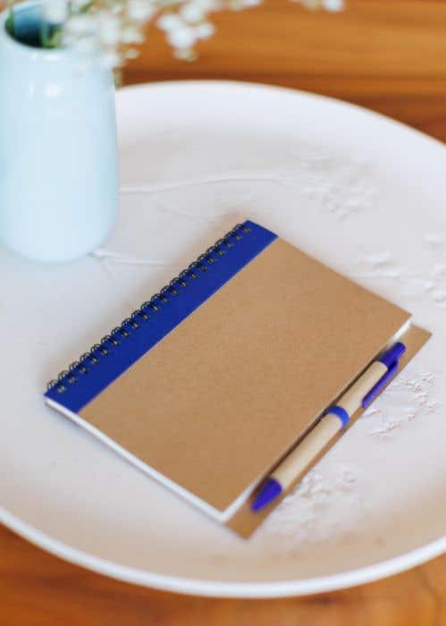 Notebook Stella | Recycled cardboard | Lined | With ballpen