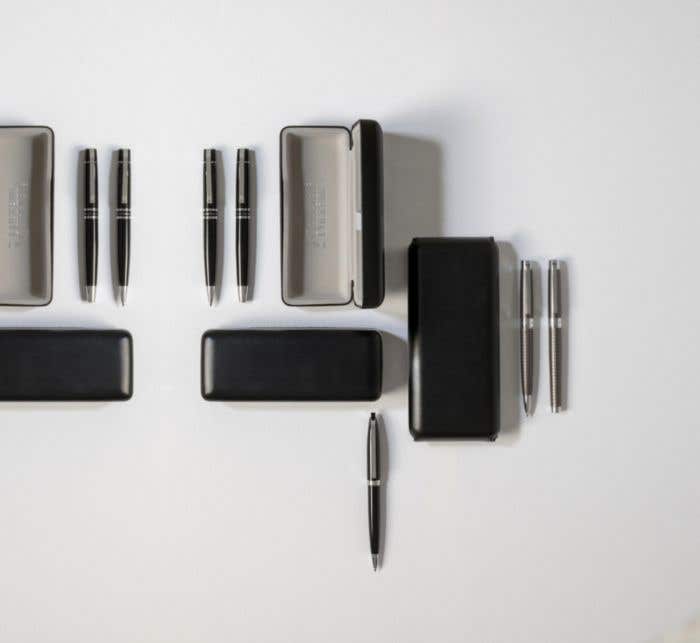 Conjunto de escrita Metal Charles Dickens® Alan